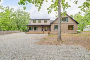 Alquiler Vacacional - Greers Ferry Lake Retreat: Game Room + Fire Pit!