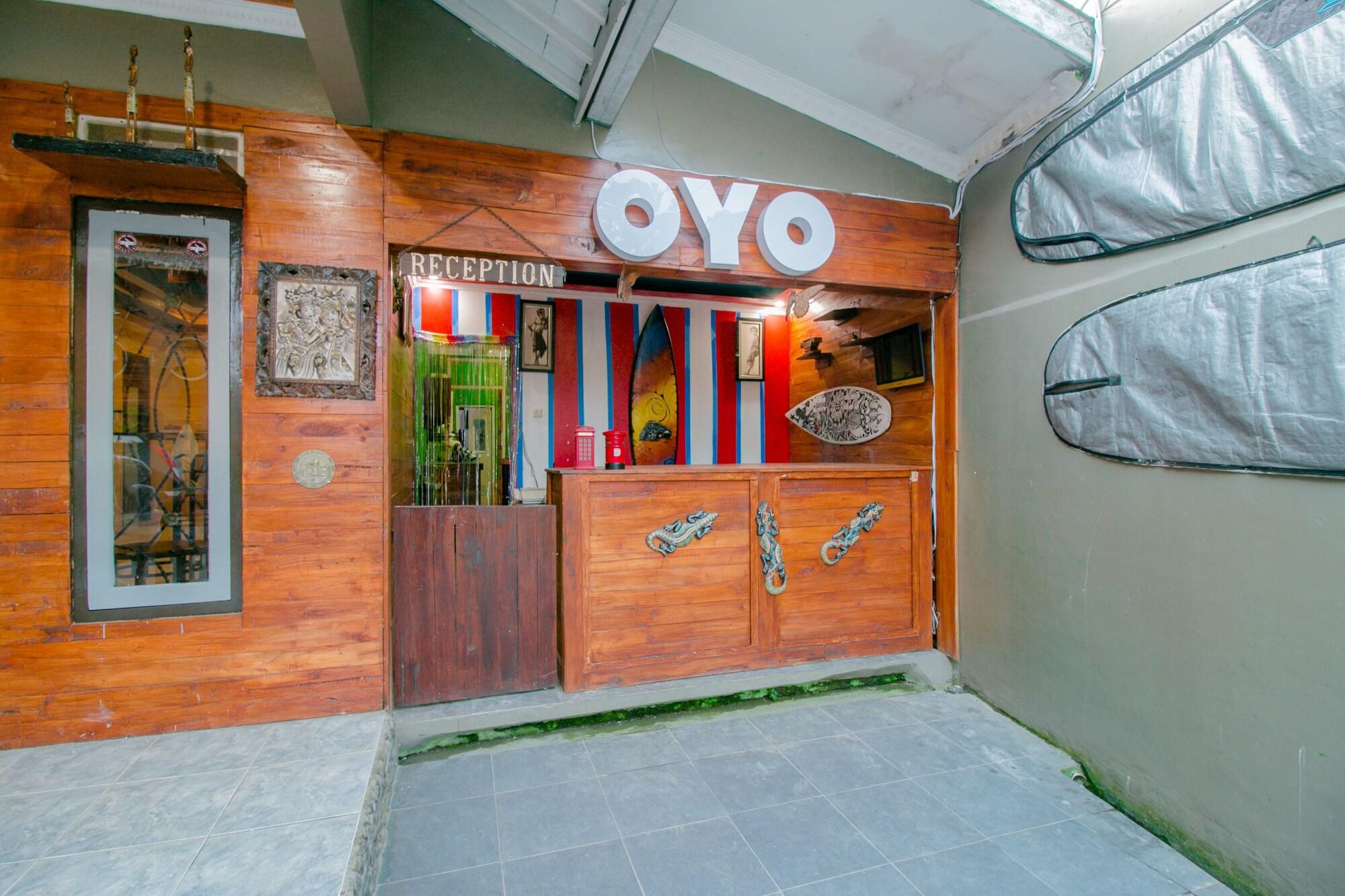 Vista Lobby OYO 867 Bettah Coba Homestay
