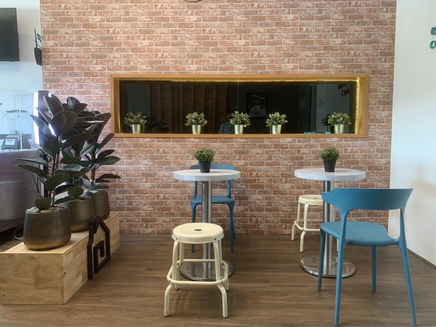 Restaurant HOMEY-Don Mueang Airport Hostel