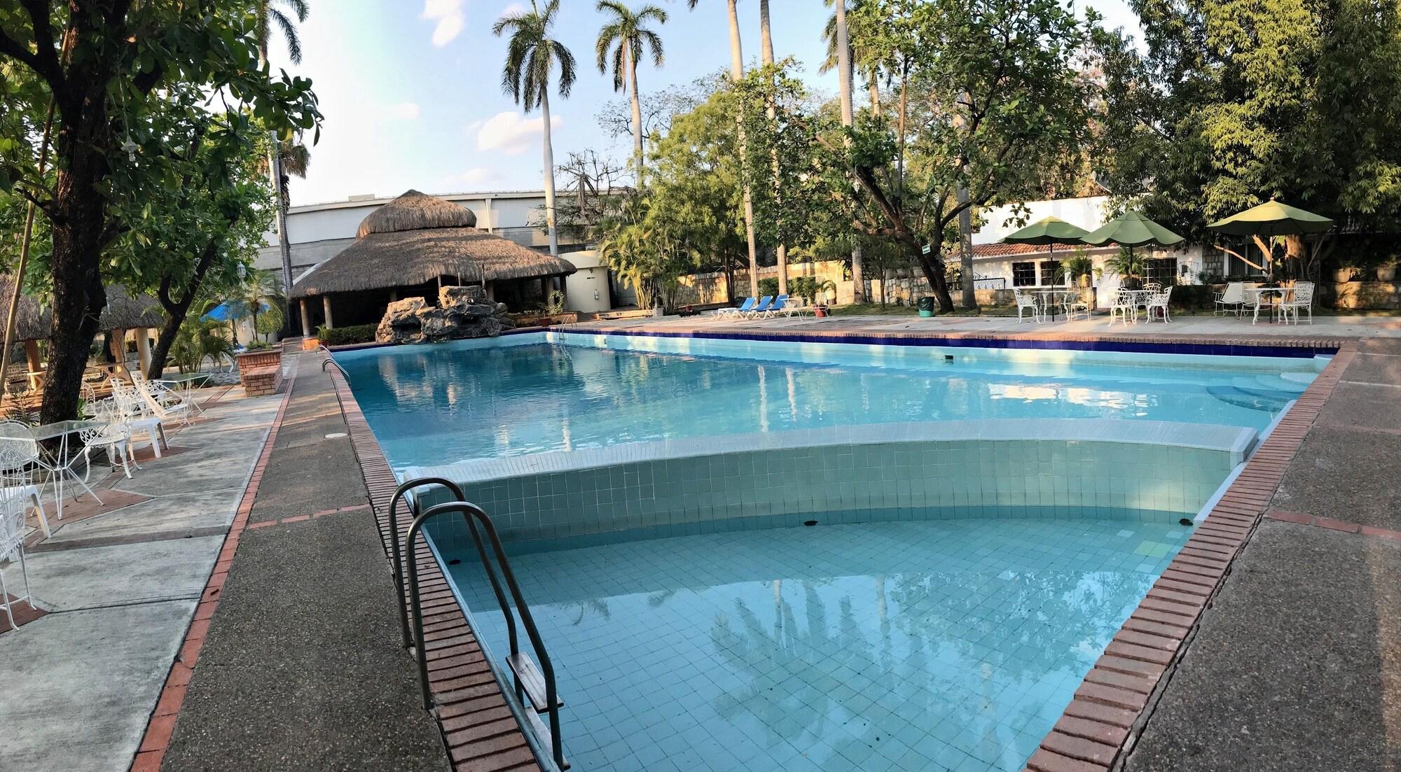 Vista Piscina Hotel Valles