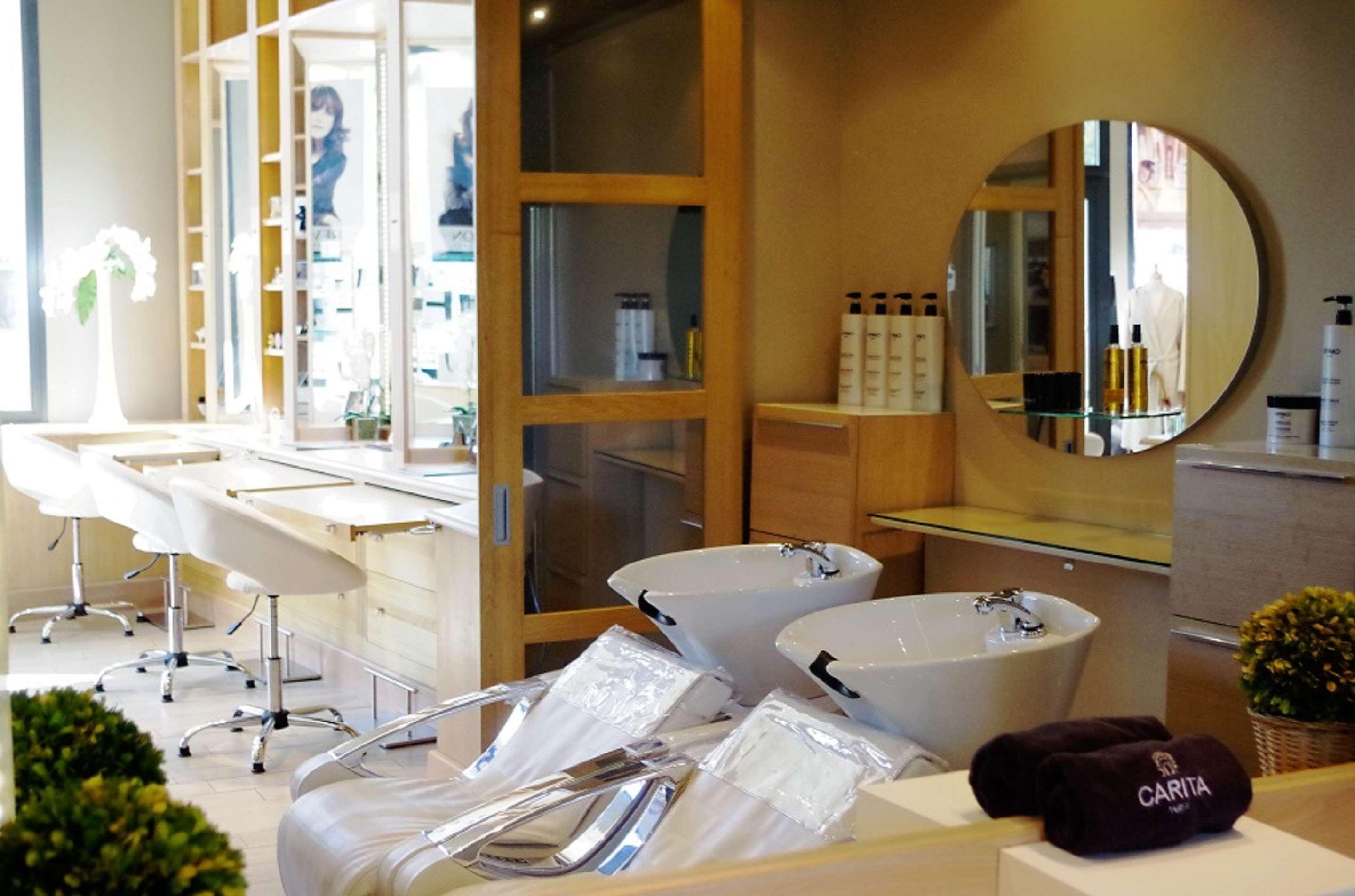 Vista Exterior Hotel & Spa Le Grand Monarque, Best Western Premier Collection
