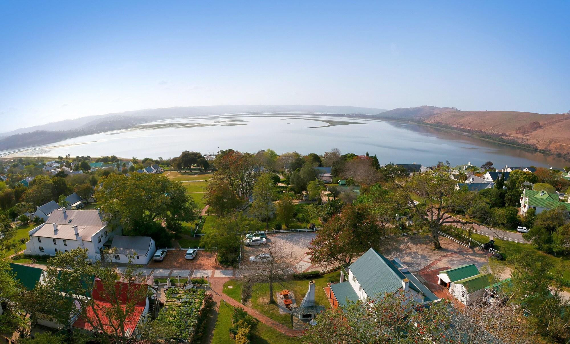 Vista Exterior Belvidere Manor
