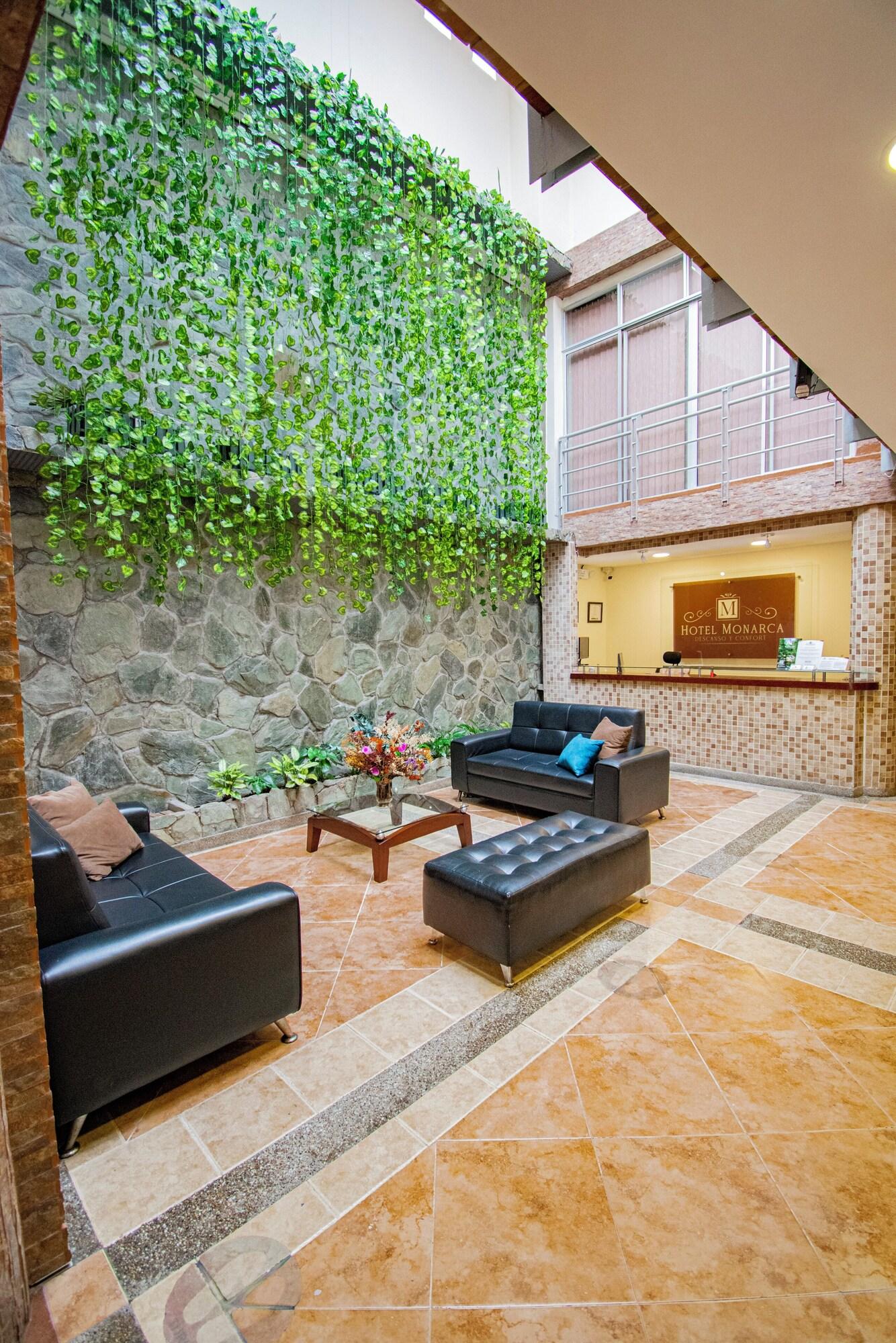 Varios Hotel Mónaco Armenia