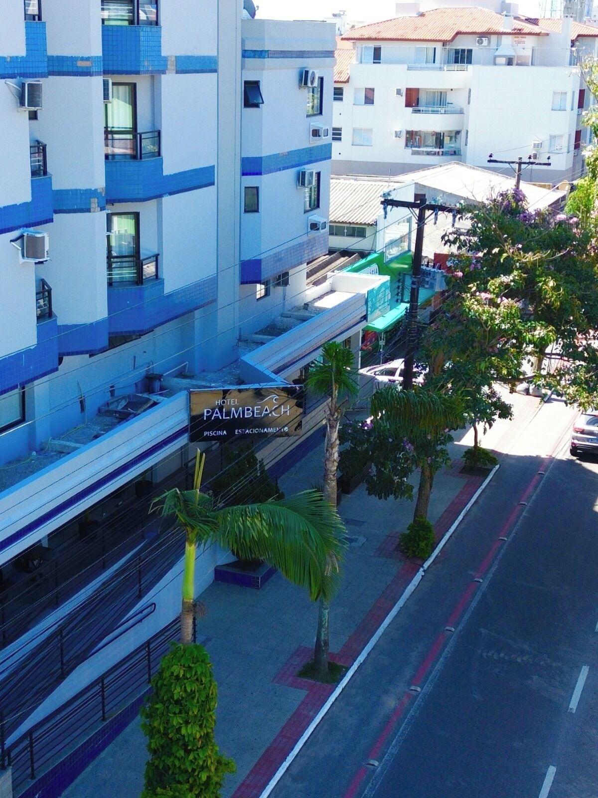 Vista da fachada Beach canasvieiras