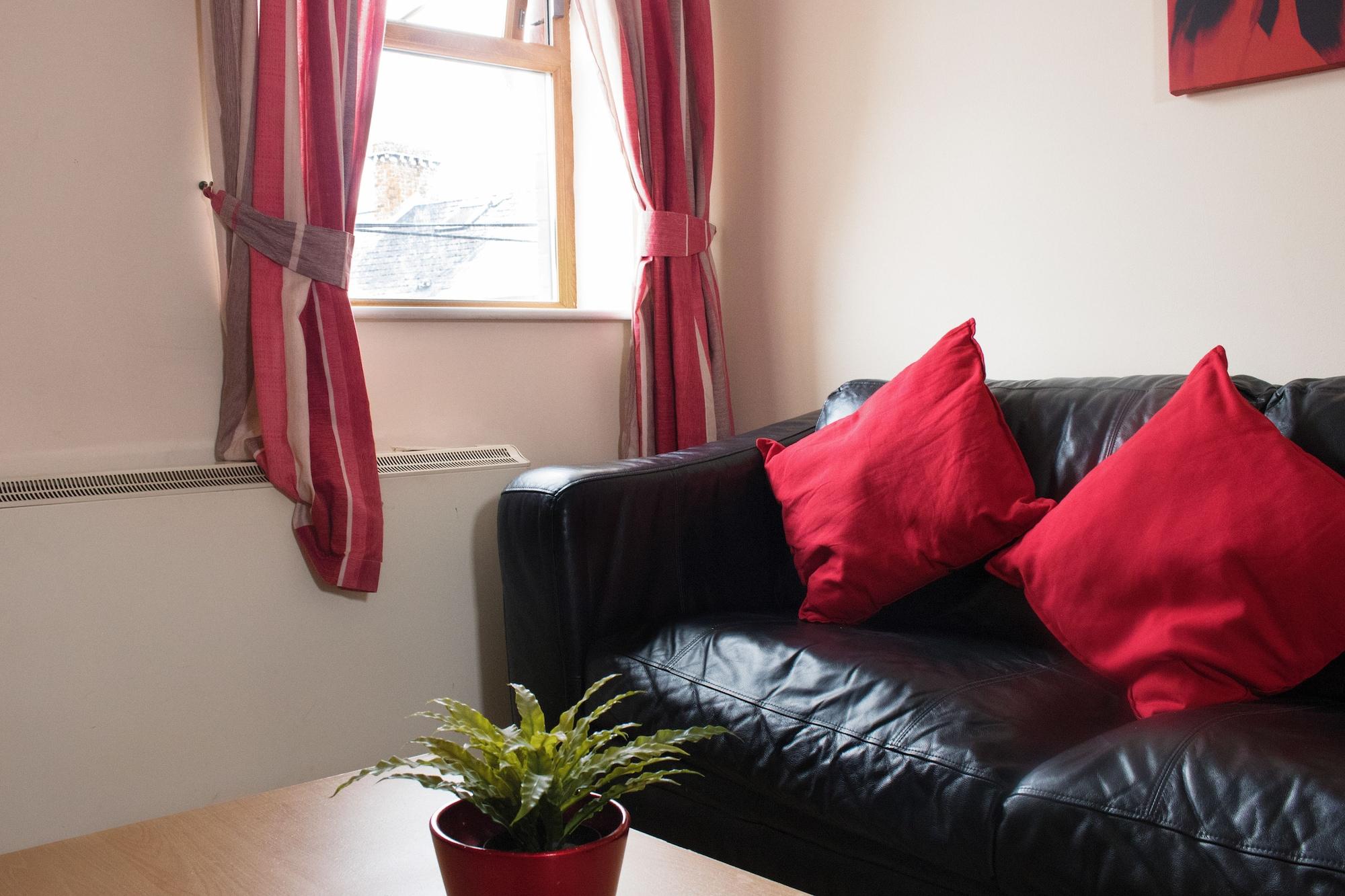 Equipamiento de Habitación Cozy Modern Bedroom Apartments City L2
