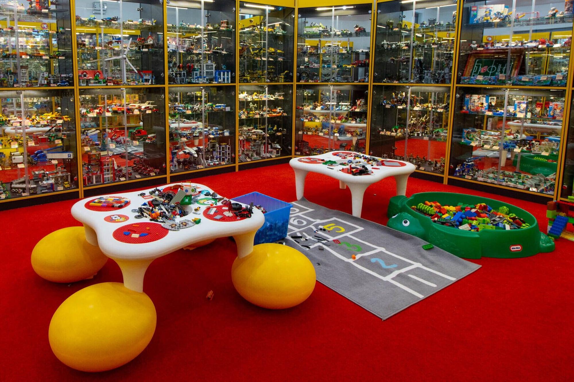 Vista Exterior Museum of Bricks