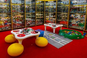 Alojamiento - Museum of Bricks