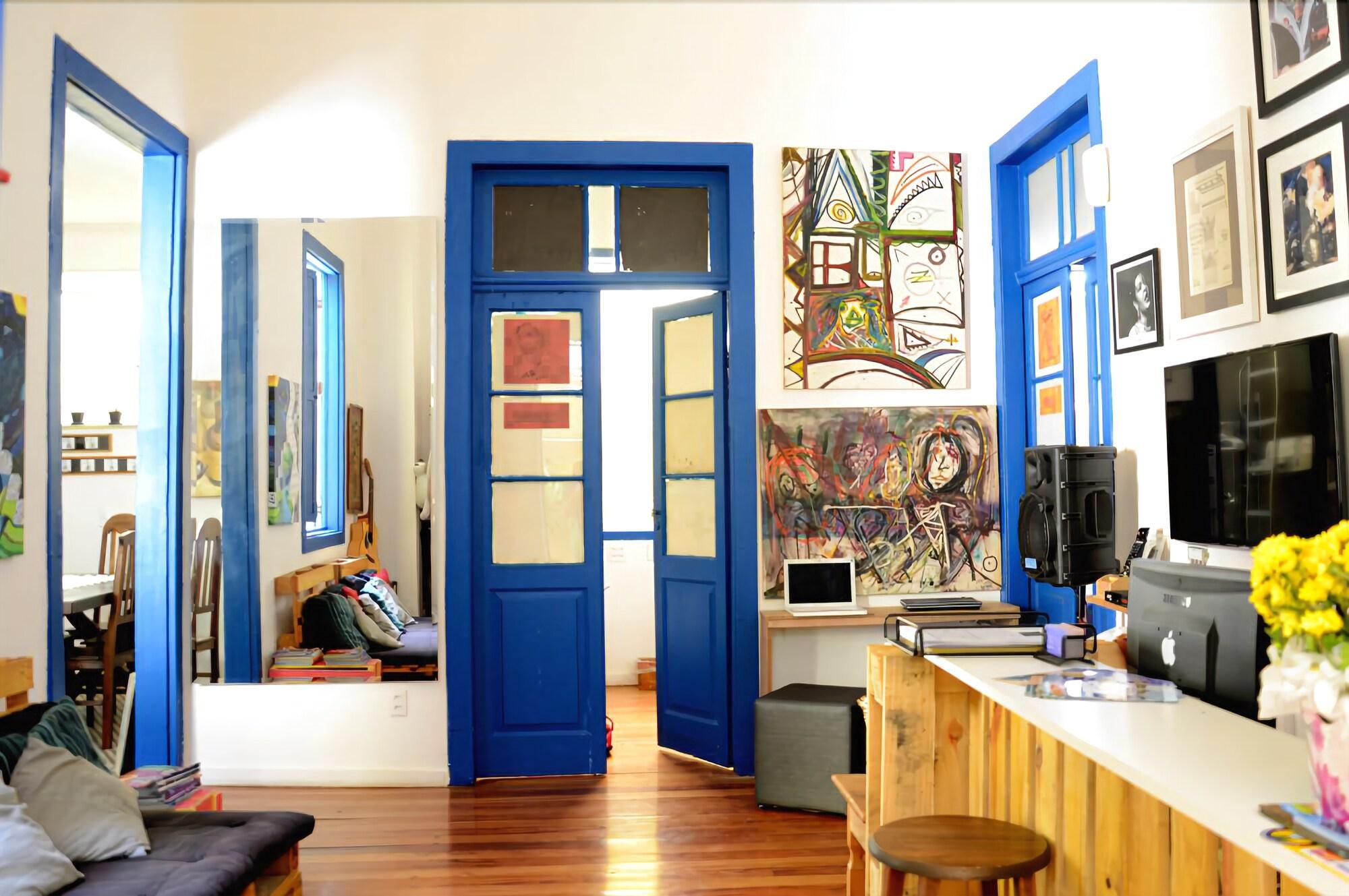 Centro de Negocios Brasileranza Hostel