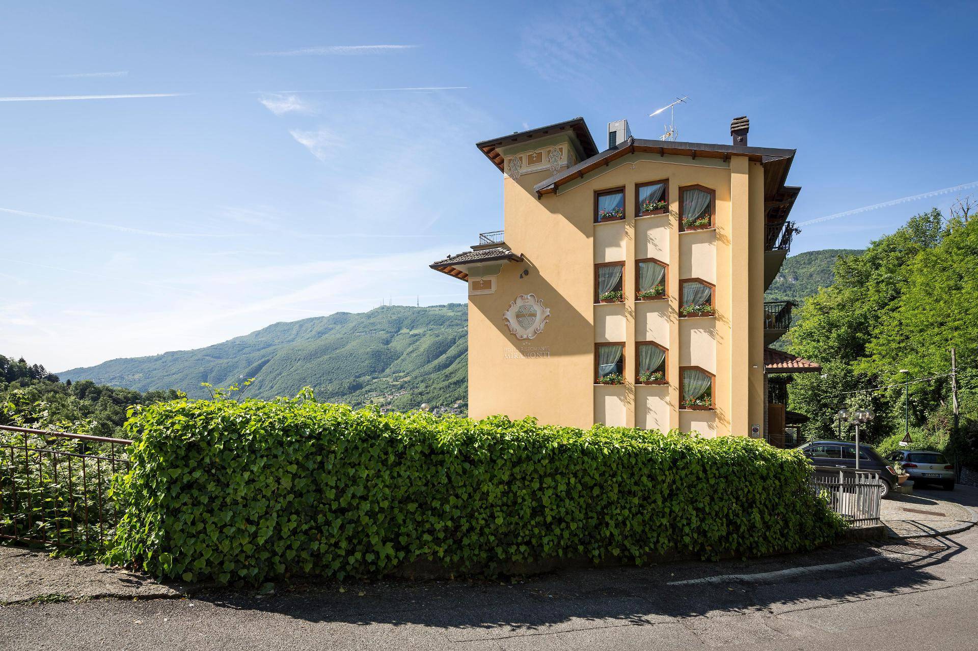 Vista Exterior Hotel Resort & Spa Miramonti