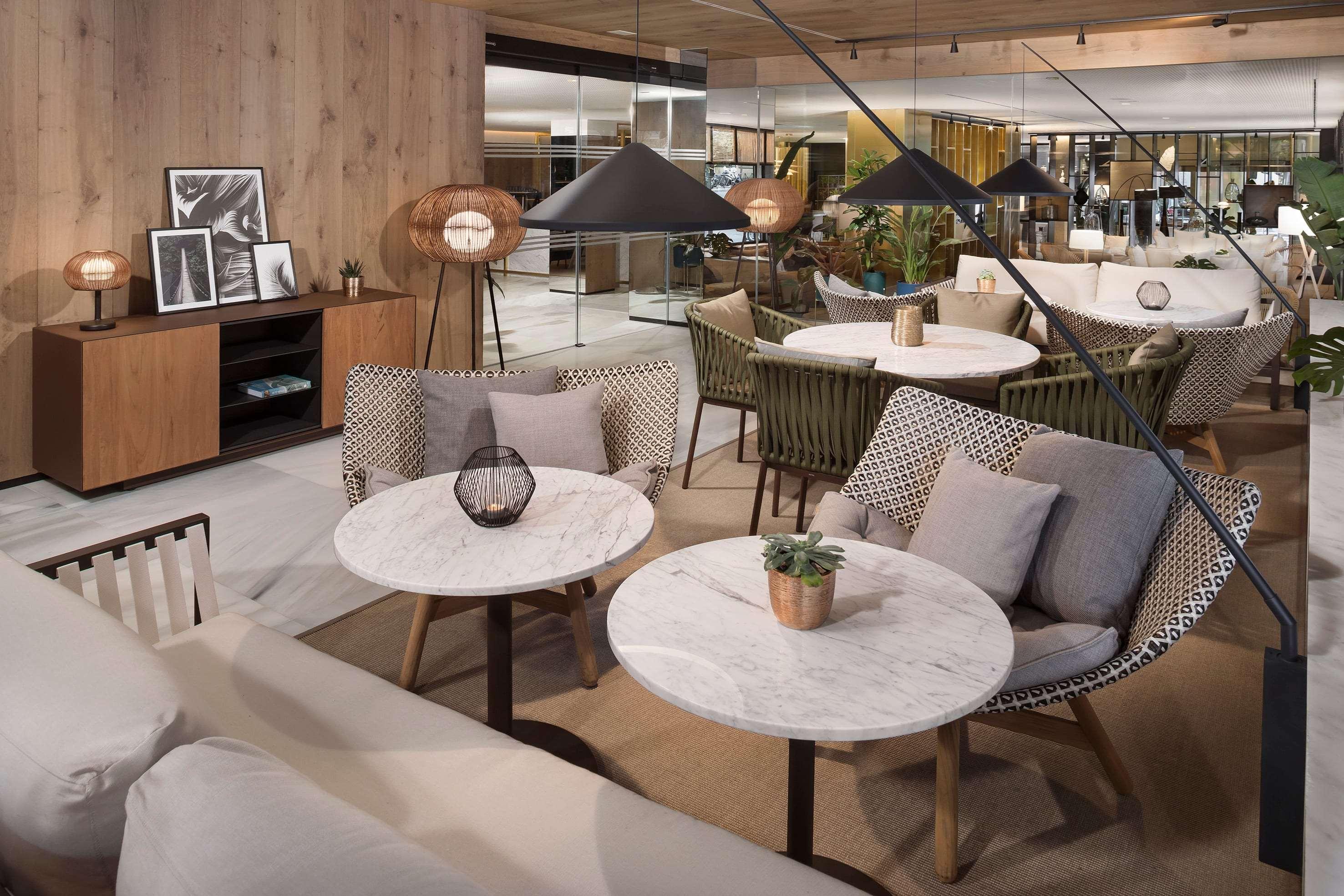 Vista Exterior Melia Madrid Serrano