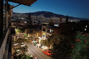 Alojamiento - CAMPO VALDES PARK HOSTEL