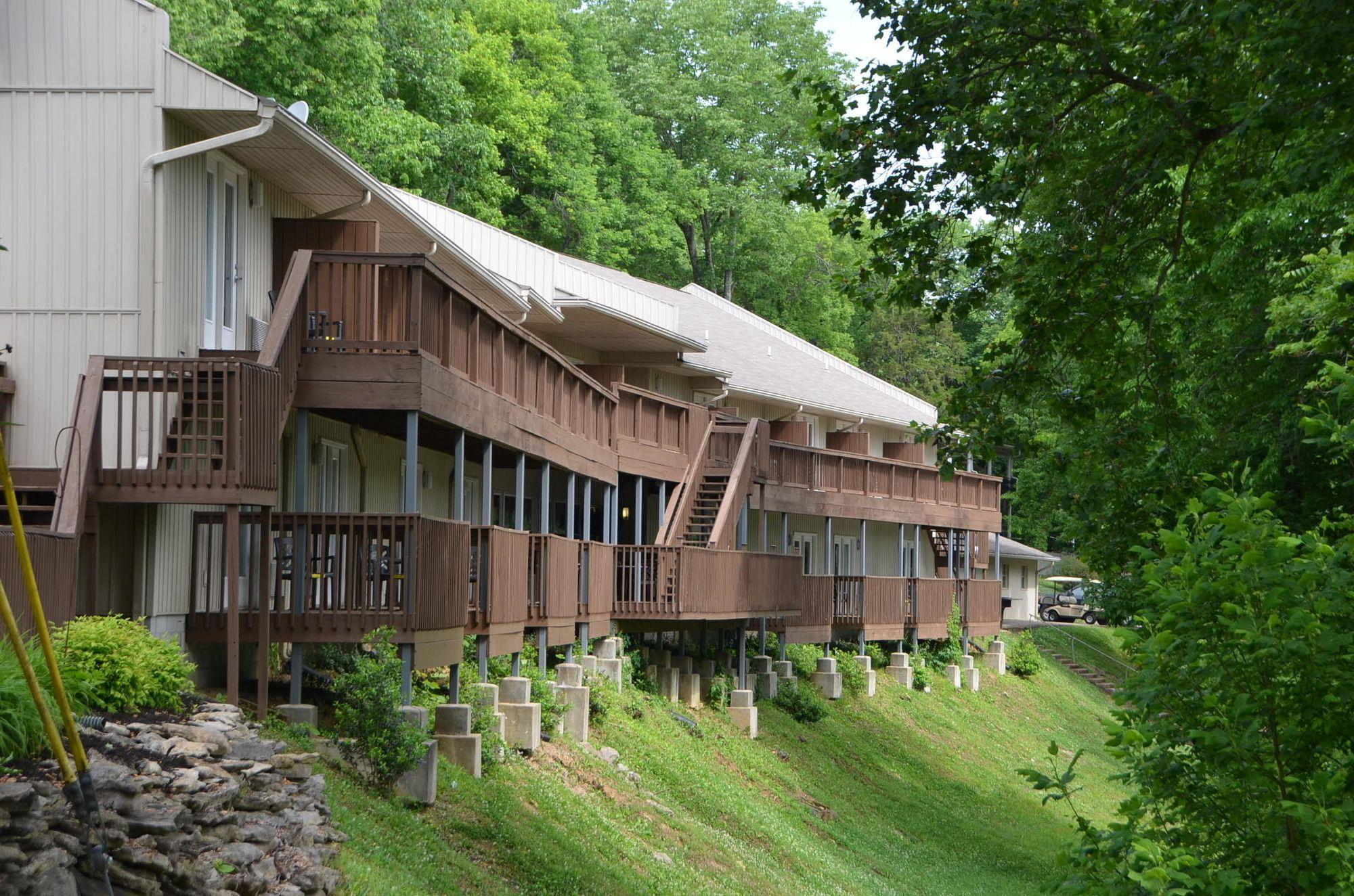 Vista Lobby The Retreat at Center Hill Lake