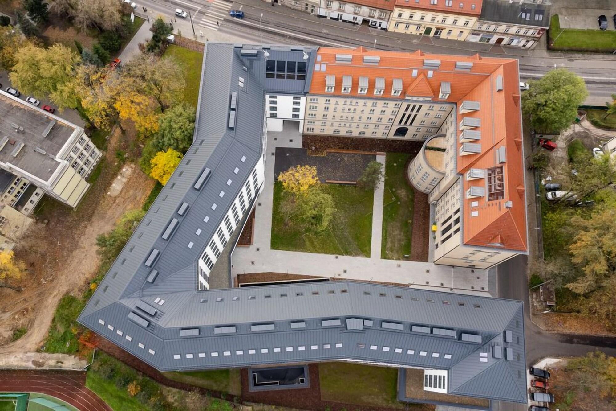 Vista Exterior MILESTONE Krakow Center Urban Living