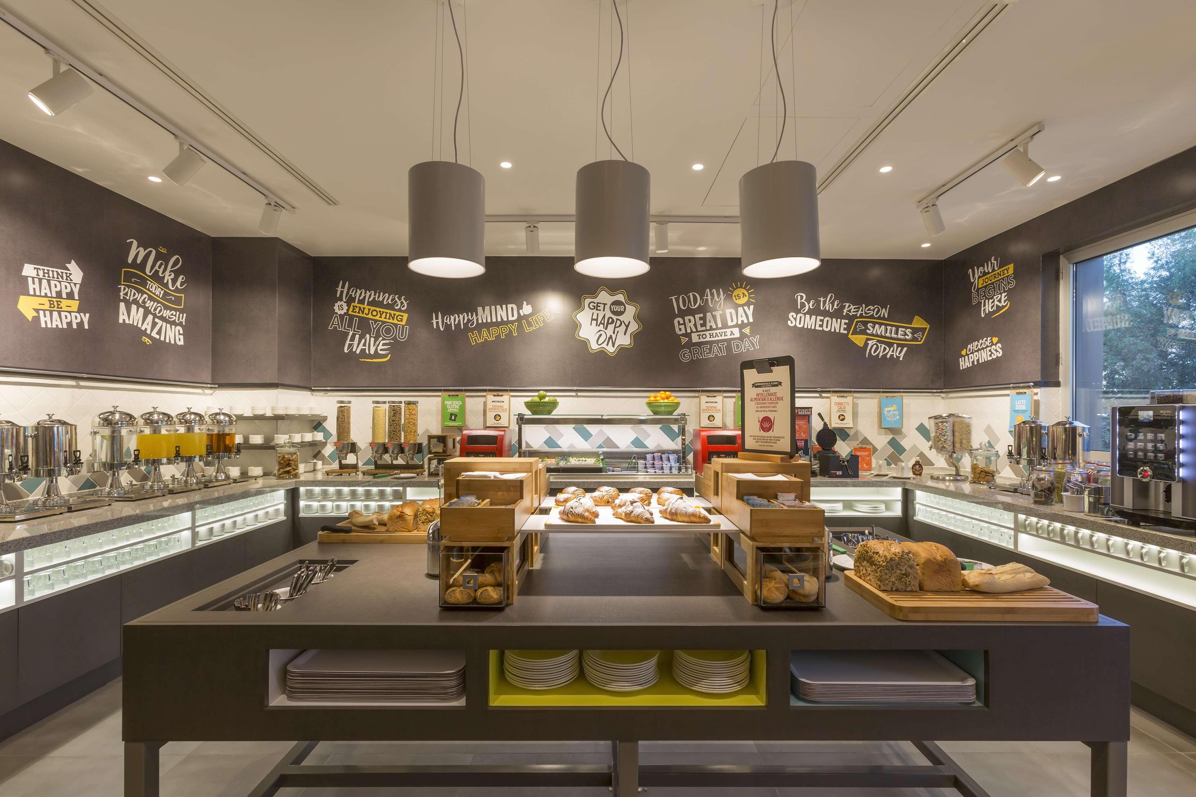 Restaurant Hampton by Hilton Rome East