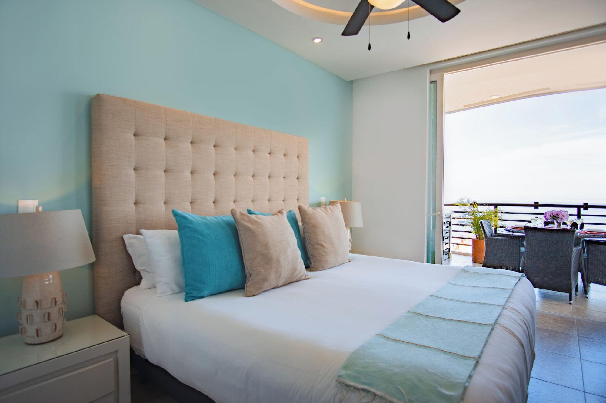 Playa Pinnacle Resorts 180