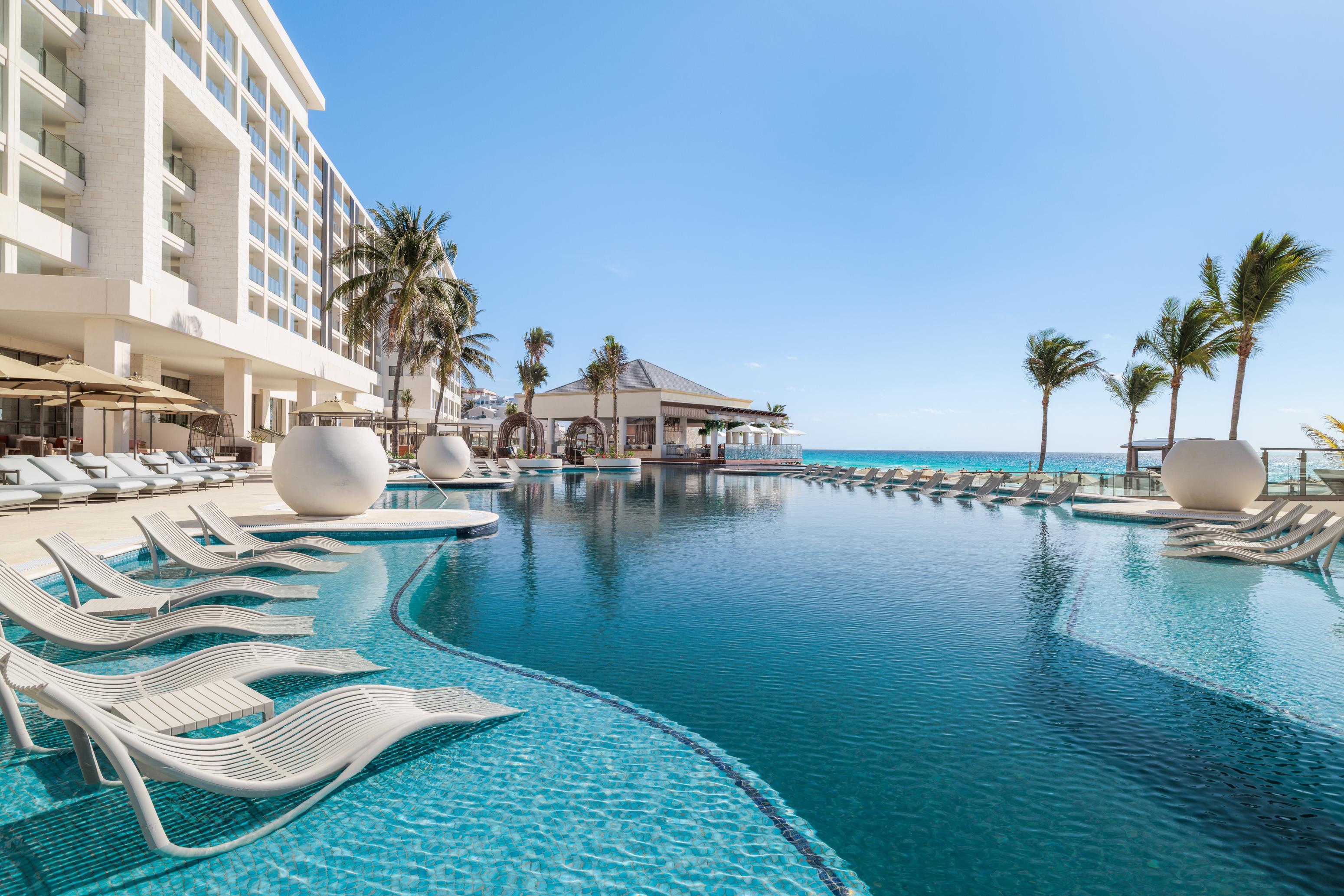 Vista Piscina Hyatt Zilara Cancun