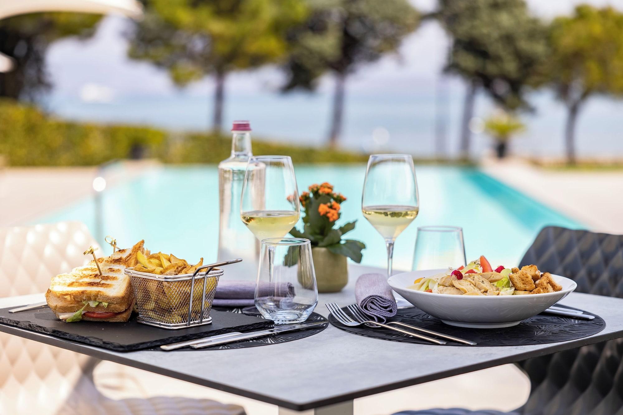 Bar/Salón Vision Hotel