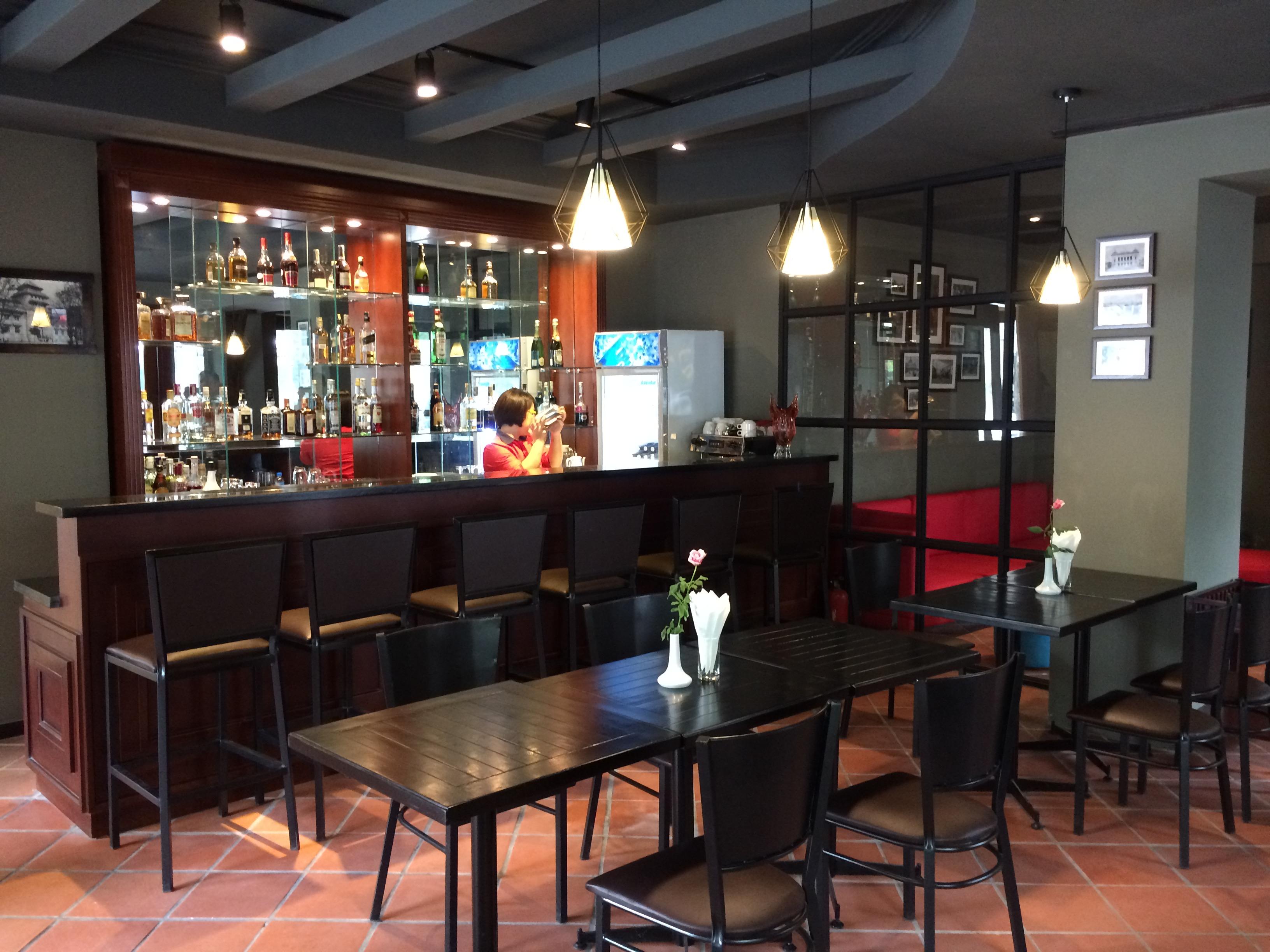 Bar/Salón MON REGENCY HOTEL