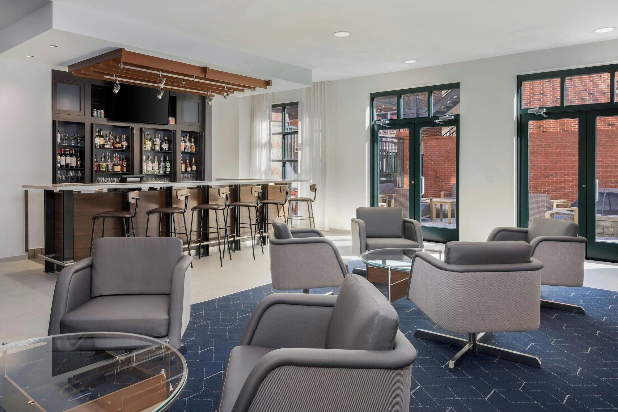 Vista Lobby Courtyard by Marriott Chattanooga Downtown
