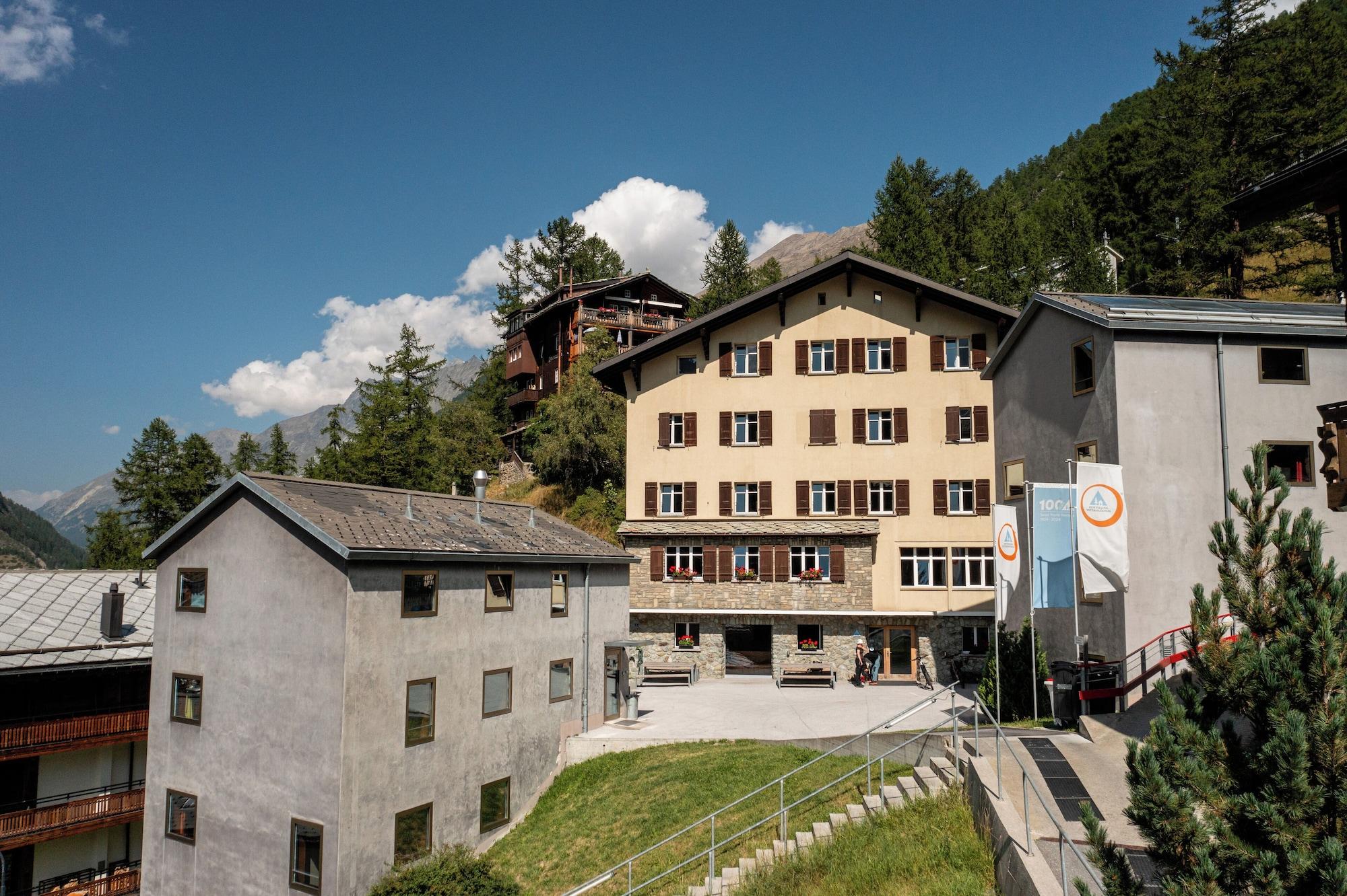 Varios Youth Hostel Zermatt