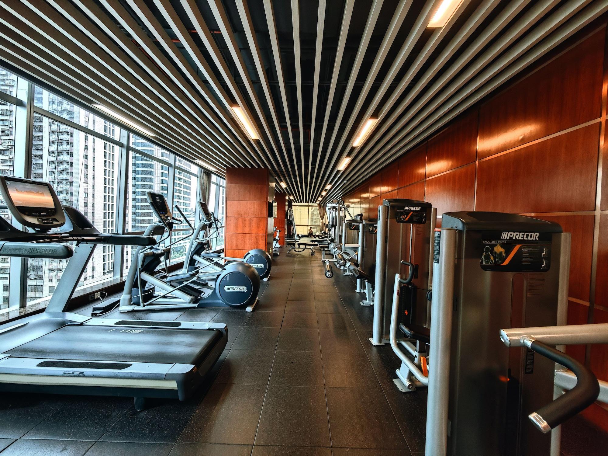 Gimnasio DoubleTree by Hilton Guangzhou-Free Shuttle Bus to Canton Fair Complex & Overseas Buyer Registration Services during Canton Fair Period