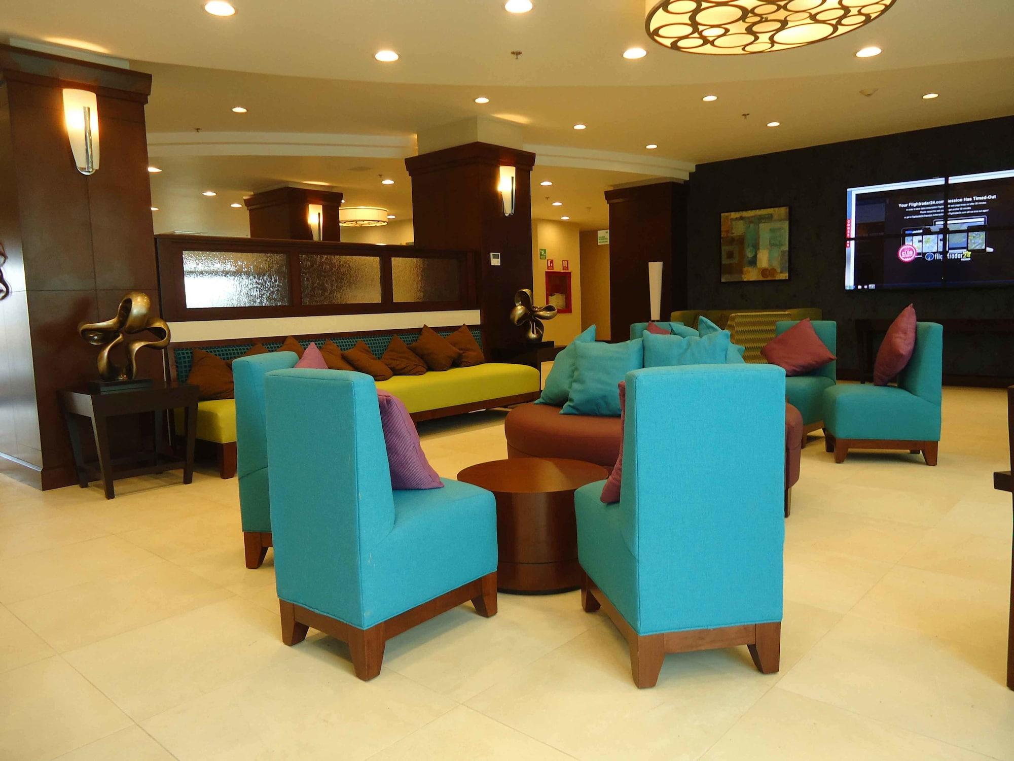 Vista Lobby Holiday Inn Hotel & Suites Hermosillo Aeropuerto by IHG