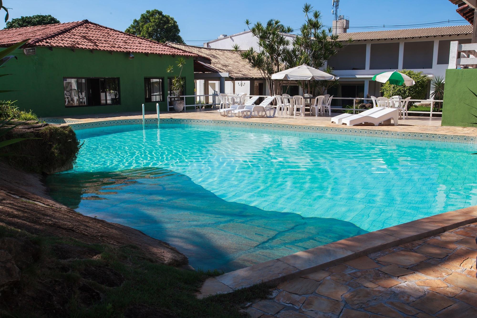 Vista Piscina Guarapousada