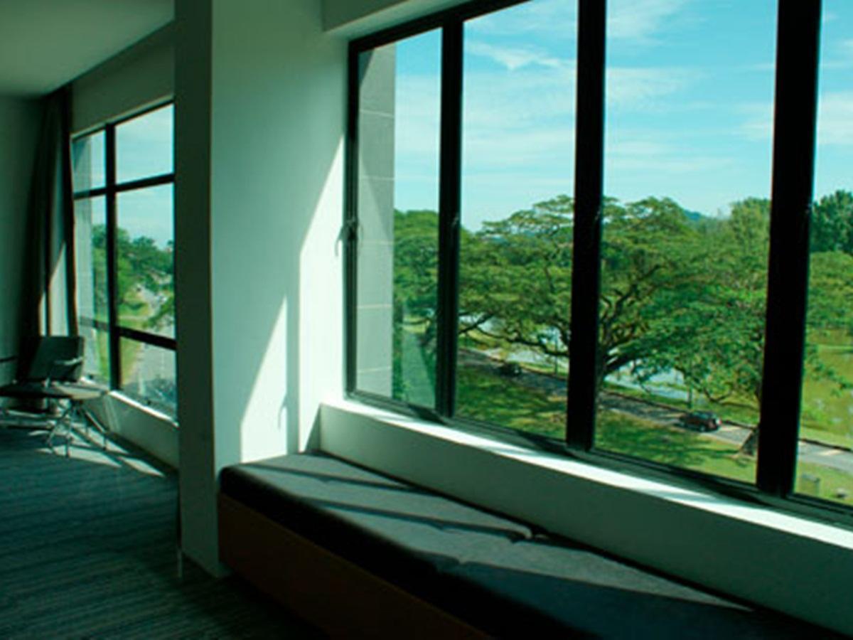 Vista Exterior Flemington Hotel