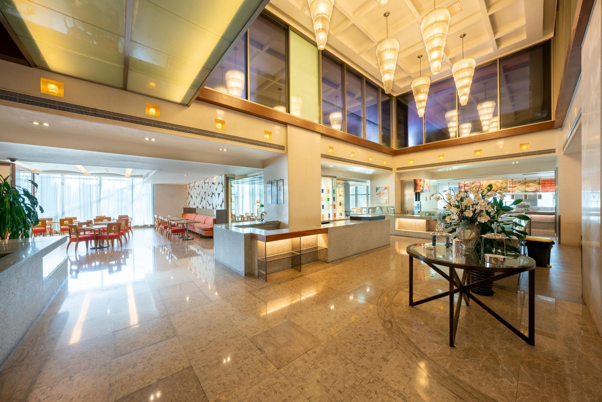 Restaurant The Eton Hotel