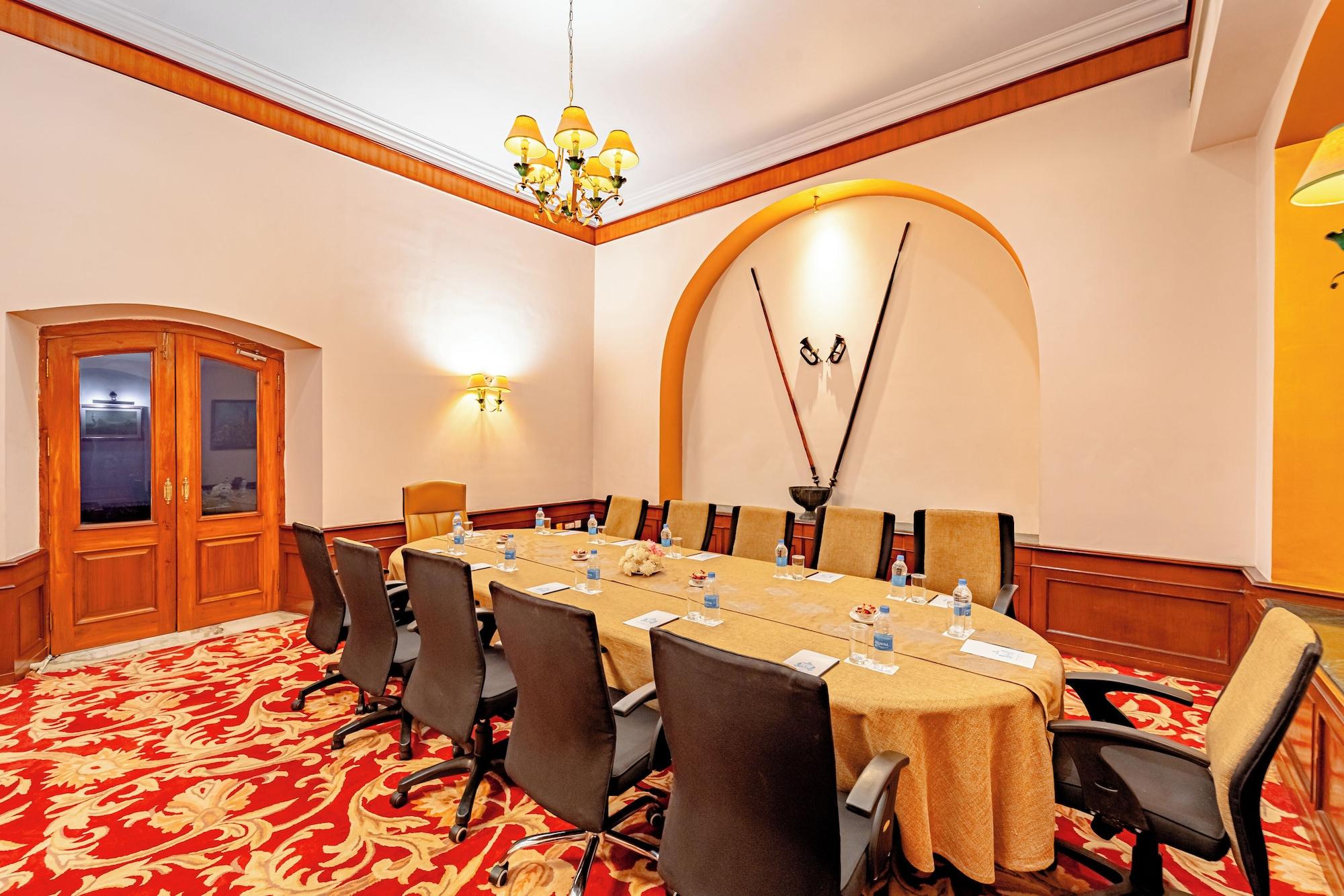 Sala de Reuniones Noor-Us-Sabah Palace