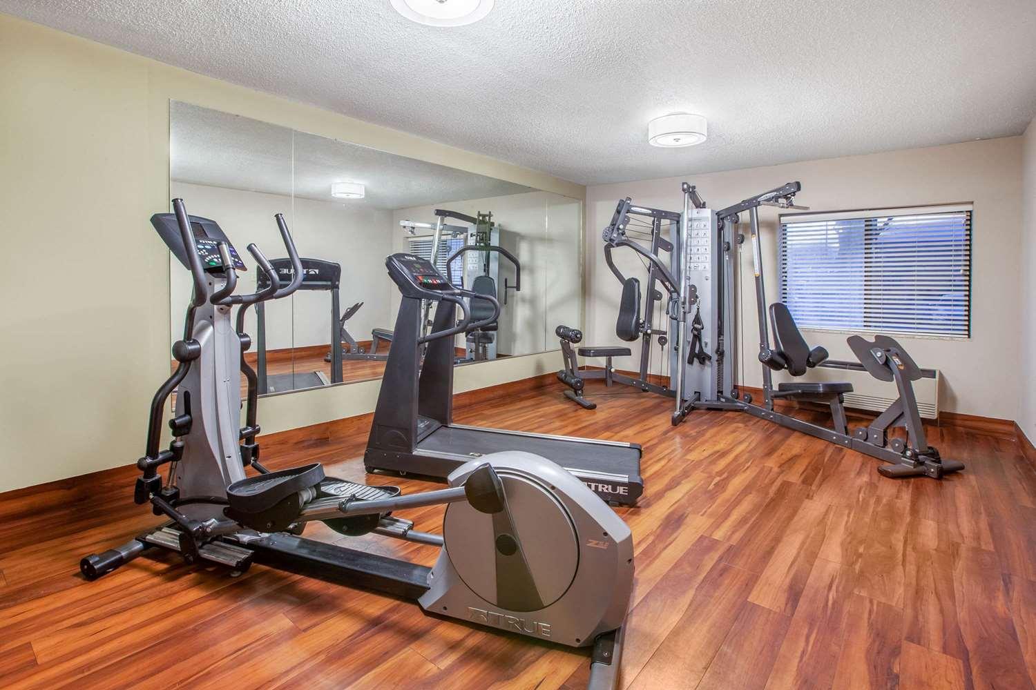 Gimnasio Baymont Grand Rapids Airport