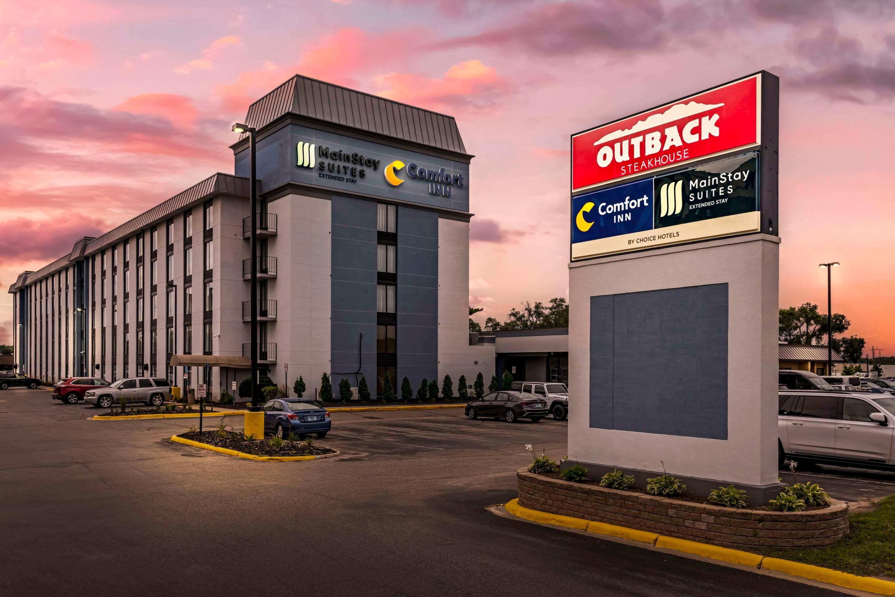 Vista Exterior MainStay Suites MSP Airport - Mall of America