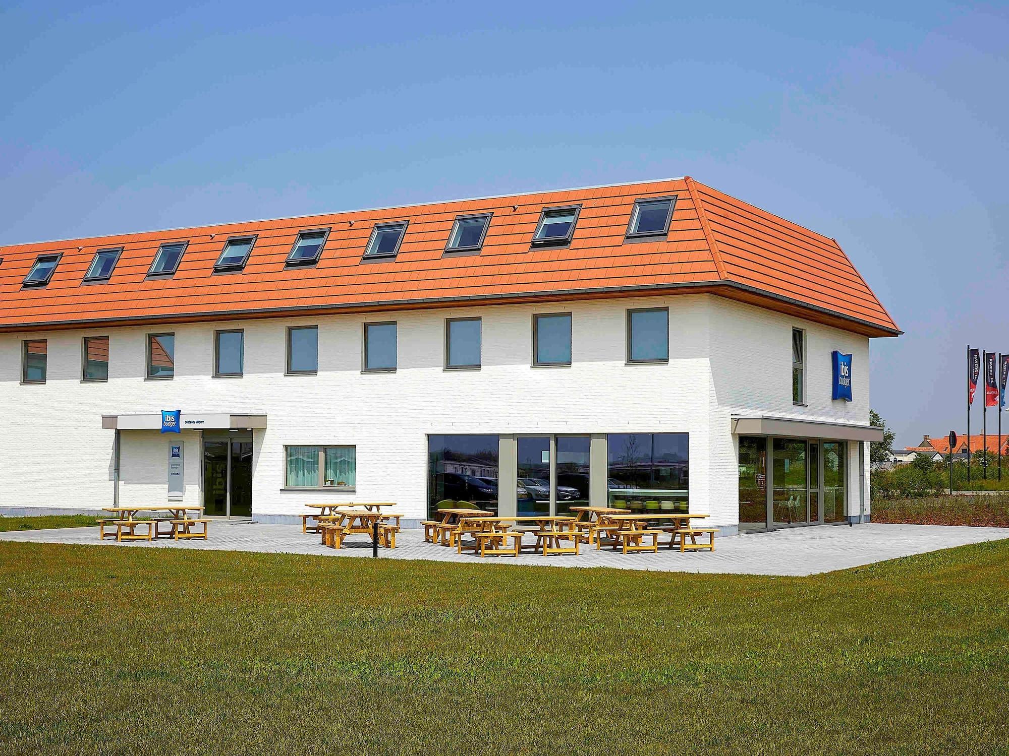 Vista Exterior ibis budget Oostende Airport