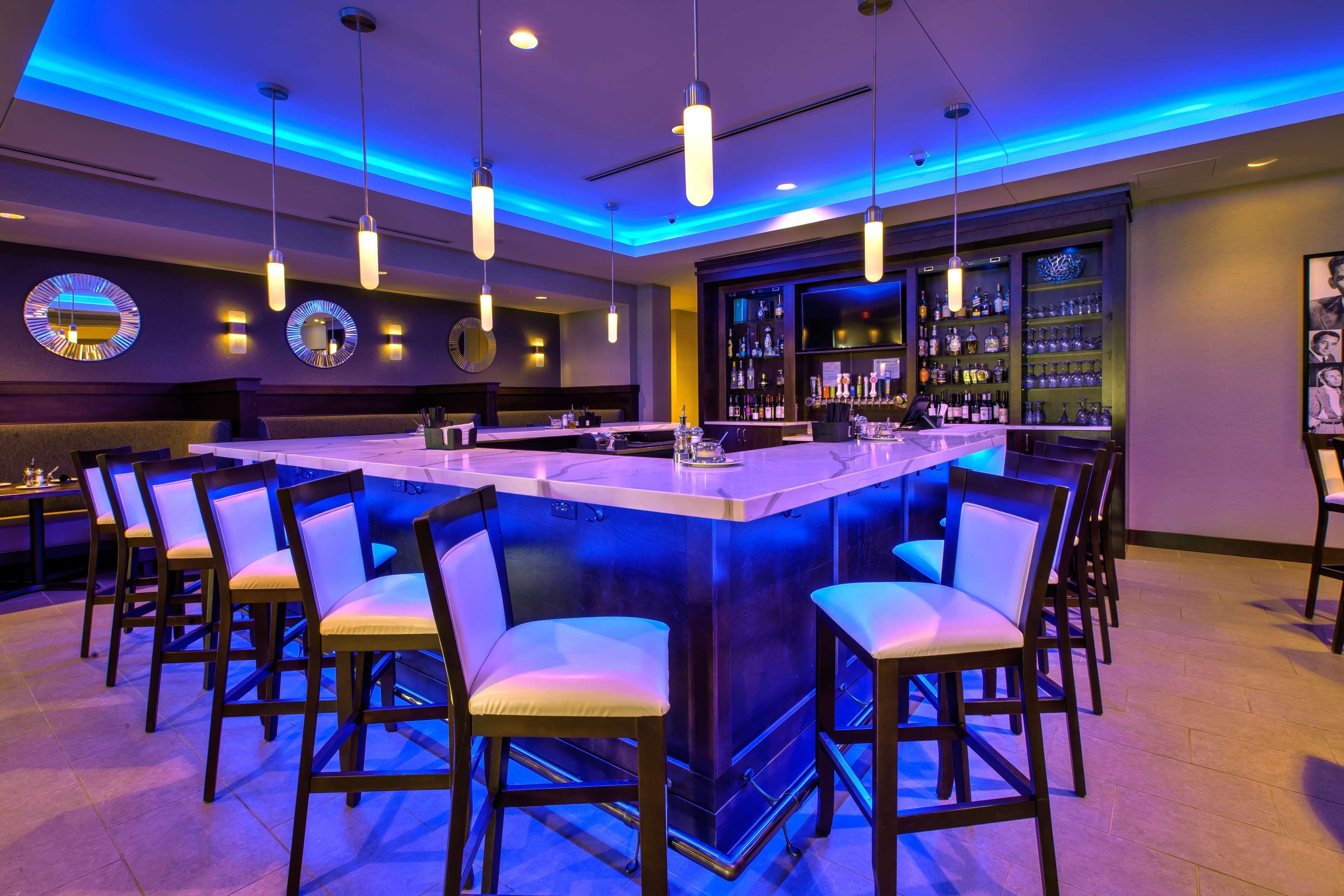 Bar/Salón Hilton Garden Inn Columbus Easton
