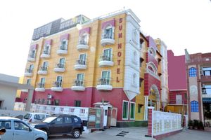 Alojamiento - Foxoso Taj View Hotel