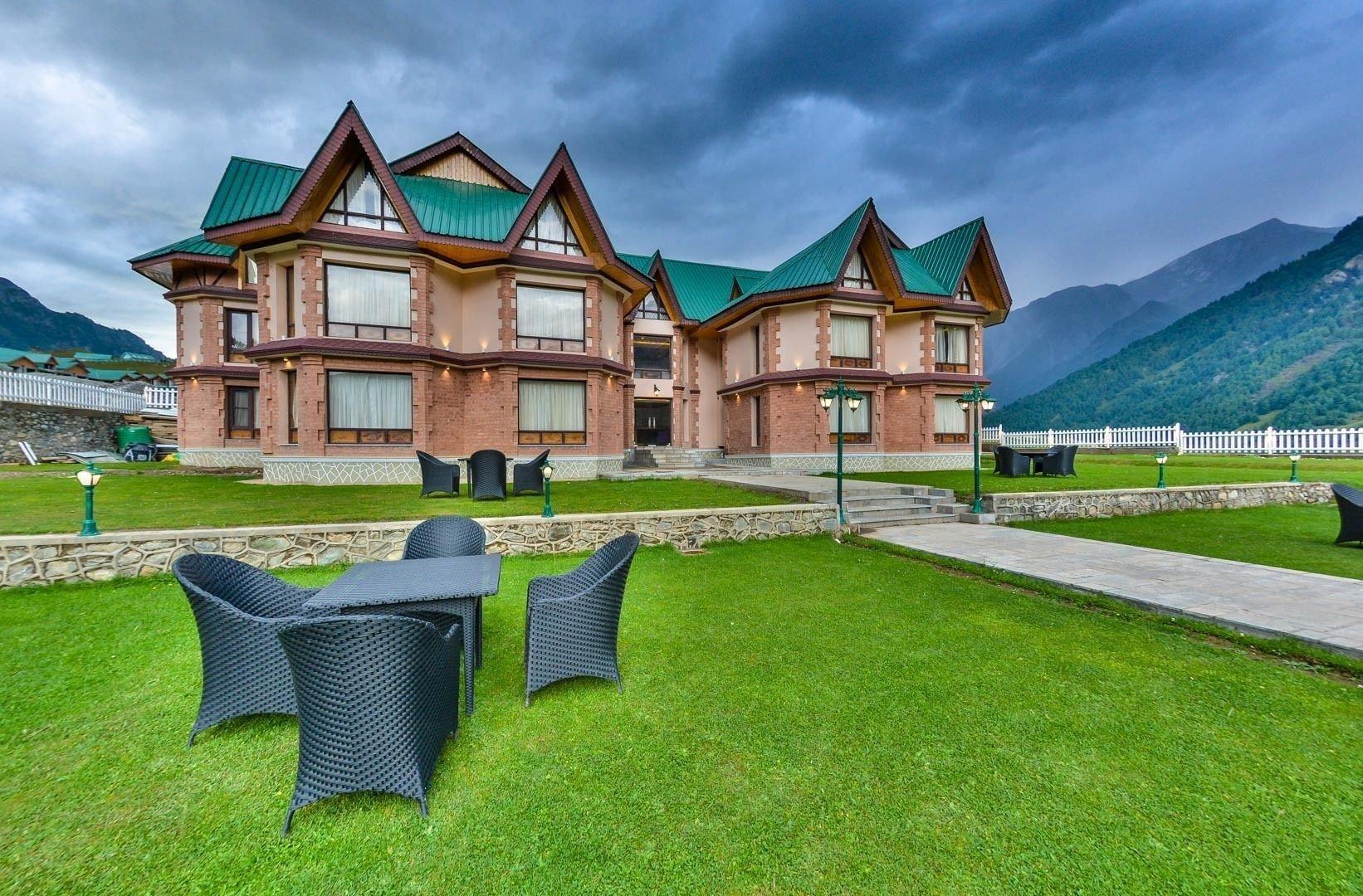 Vista Exterior Hotel Village Walk