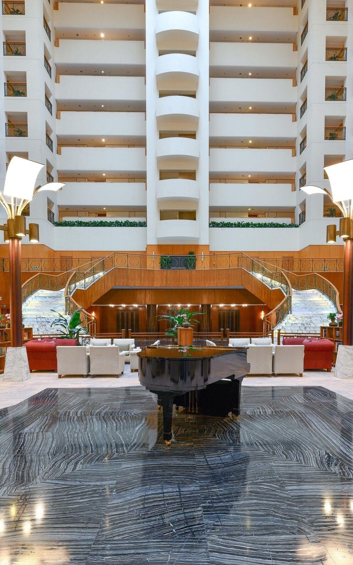 Vista Lobby XI’AN DAJING CASTLE HOTEL