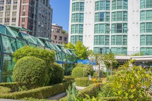 Alojamiento - Rosedale On Robson Suite Hotel