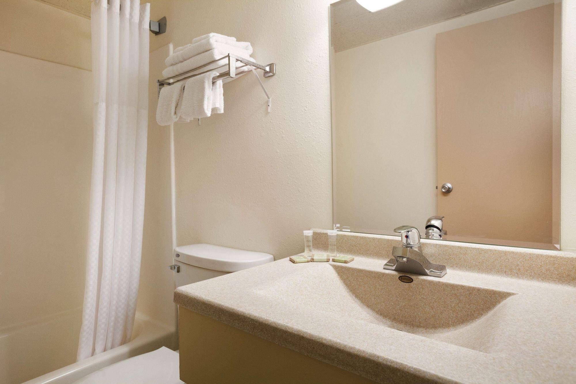 Equipamiento de Habitación Super 8 by Wyndham Williston ND
