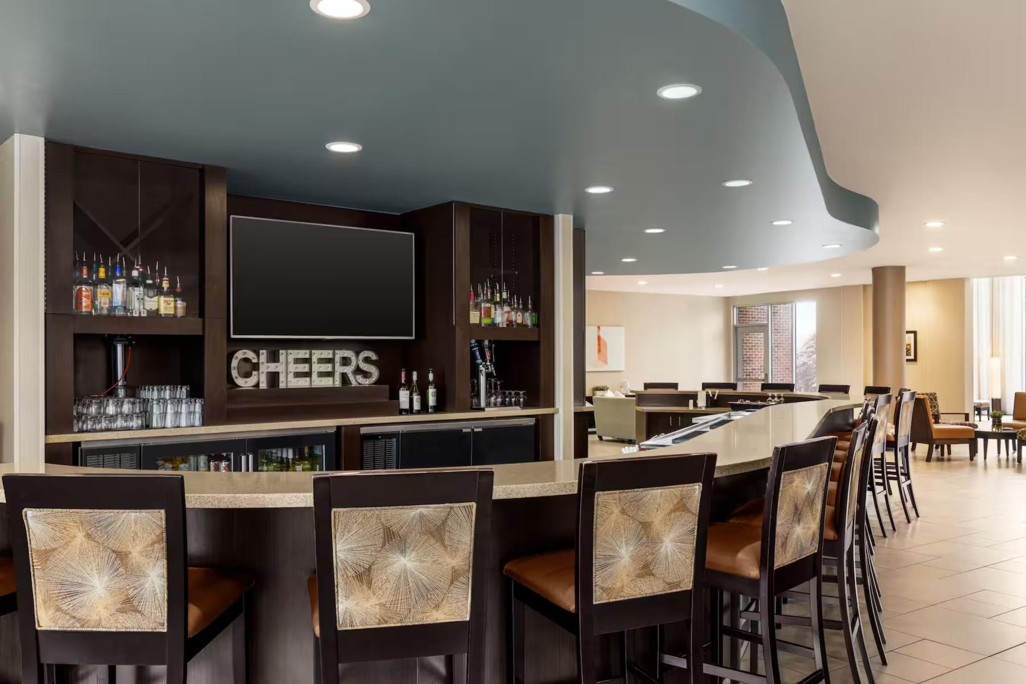 Bar/Salón Wyndham Avon