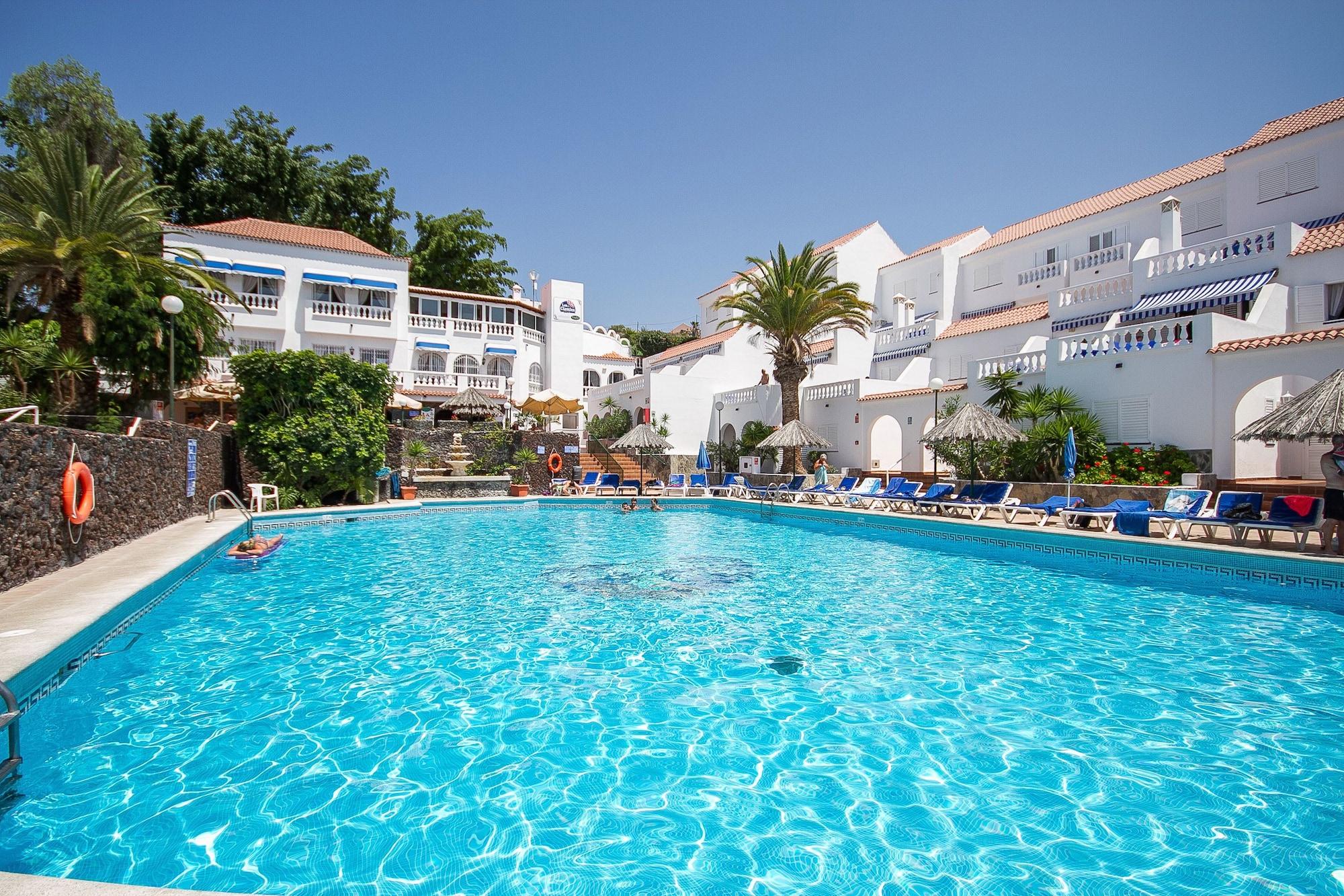 Vista Piscina Ona los Claveles