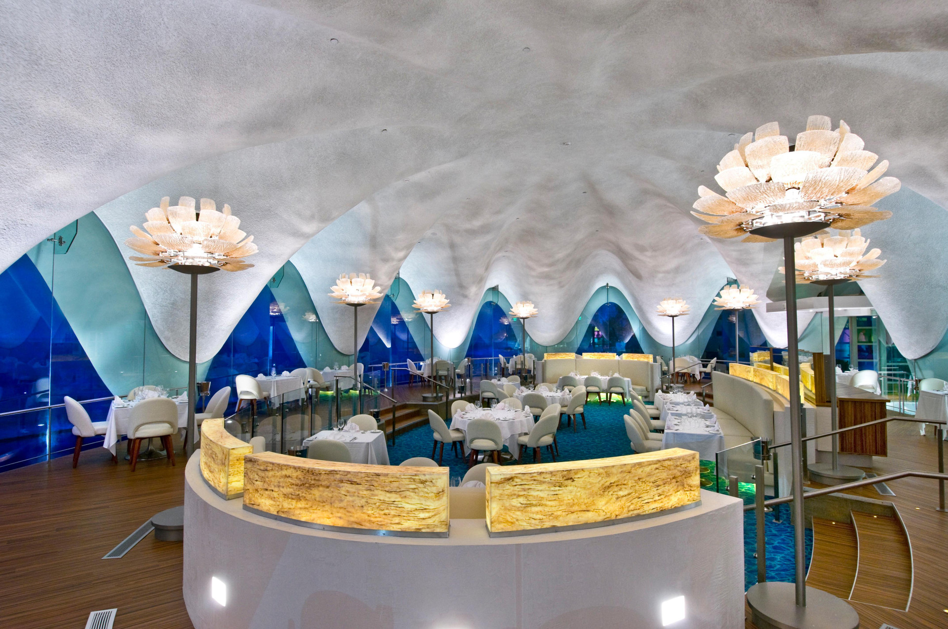 Restaurant La Concha Renaissance San Juan Resort