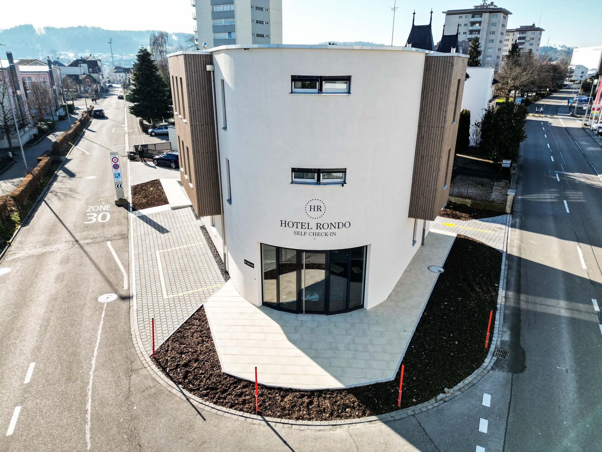 Varios Hotel Rondo - Self-Check-in