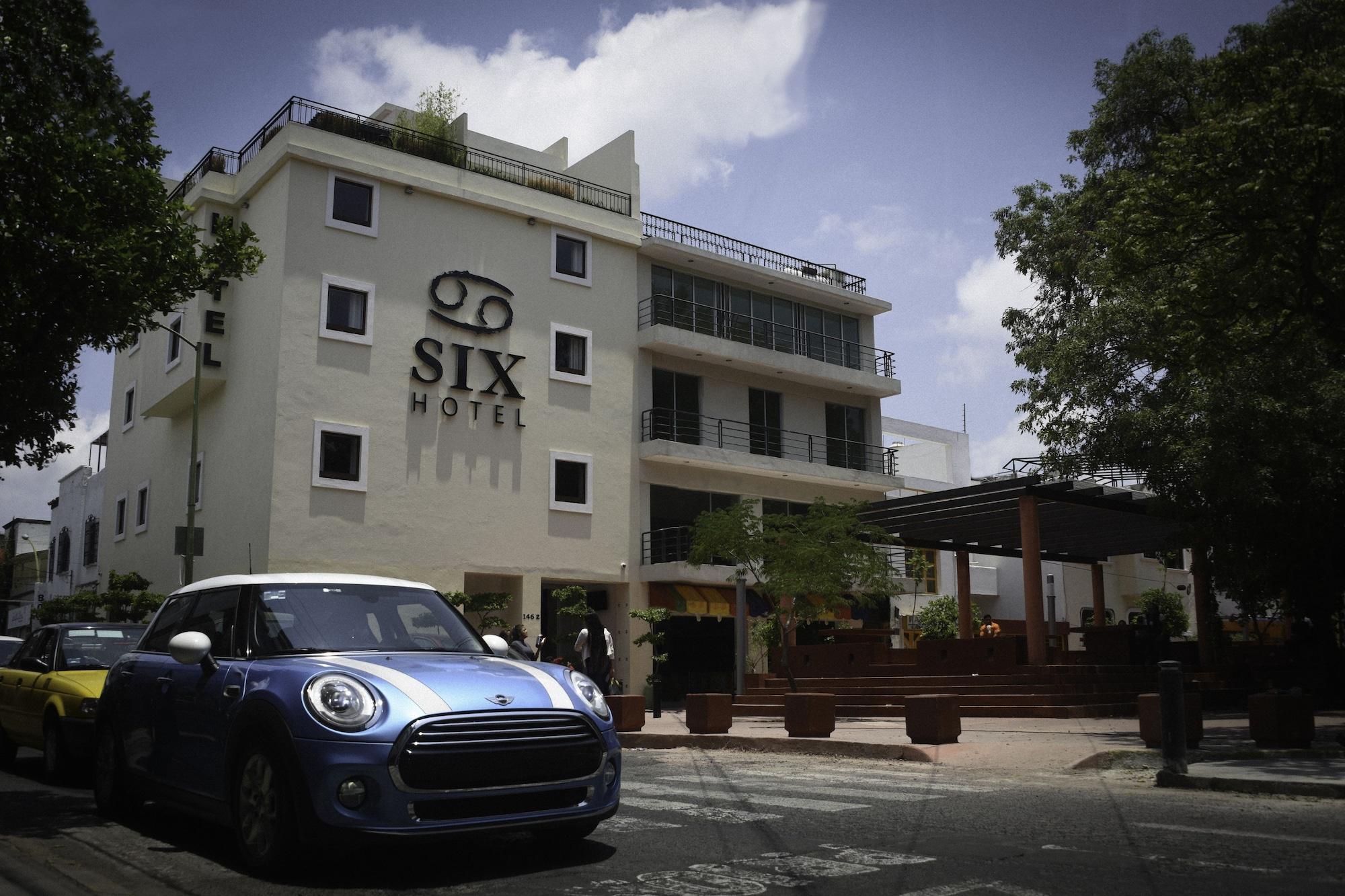 Vista Exterior Six Hotel Guadalajara Expiatorio