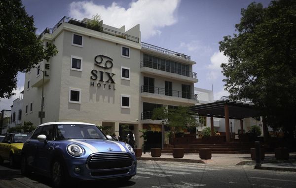 Six Hotel Guadalajara Expiatorio - Hoteles en Colonia Americana de Guadalajara