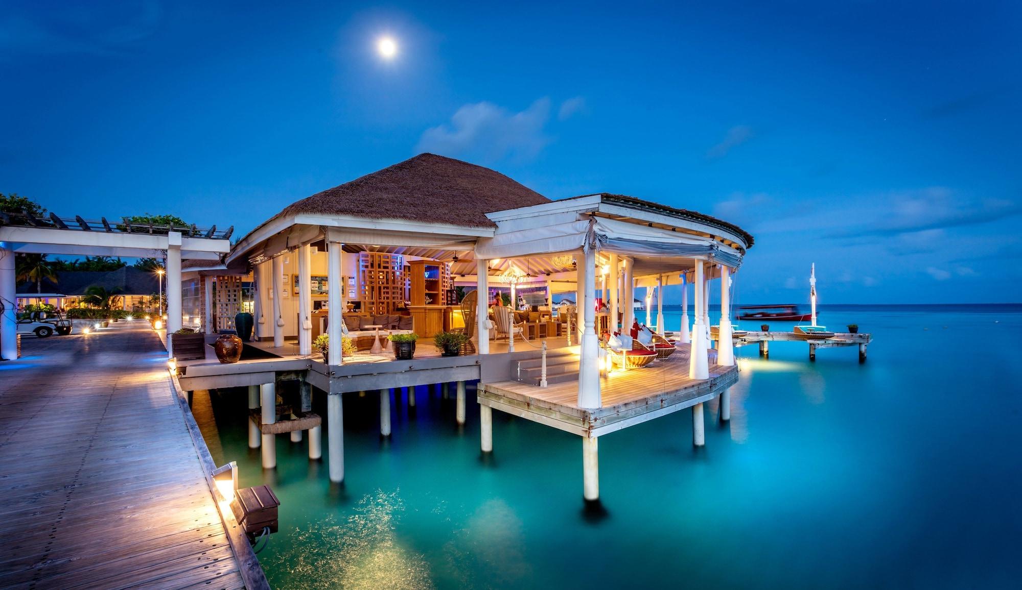 Restaurant Machchafushi Island Resort & Spa Maldives, The Centara Collection