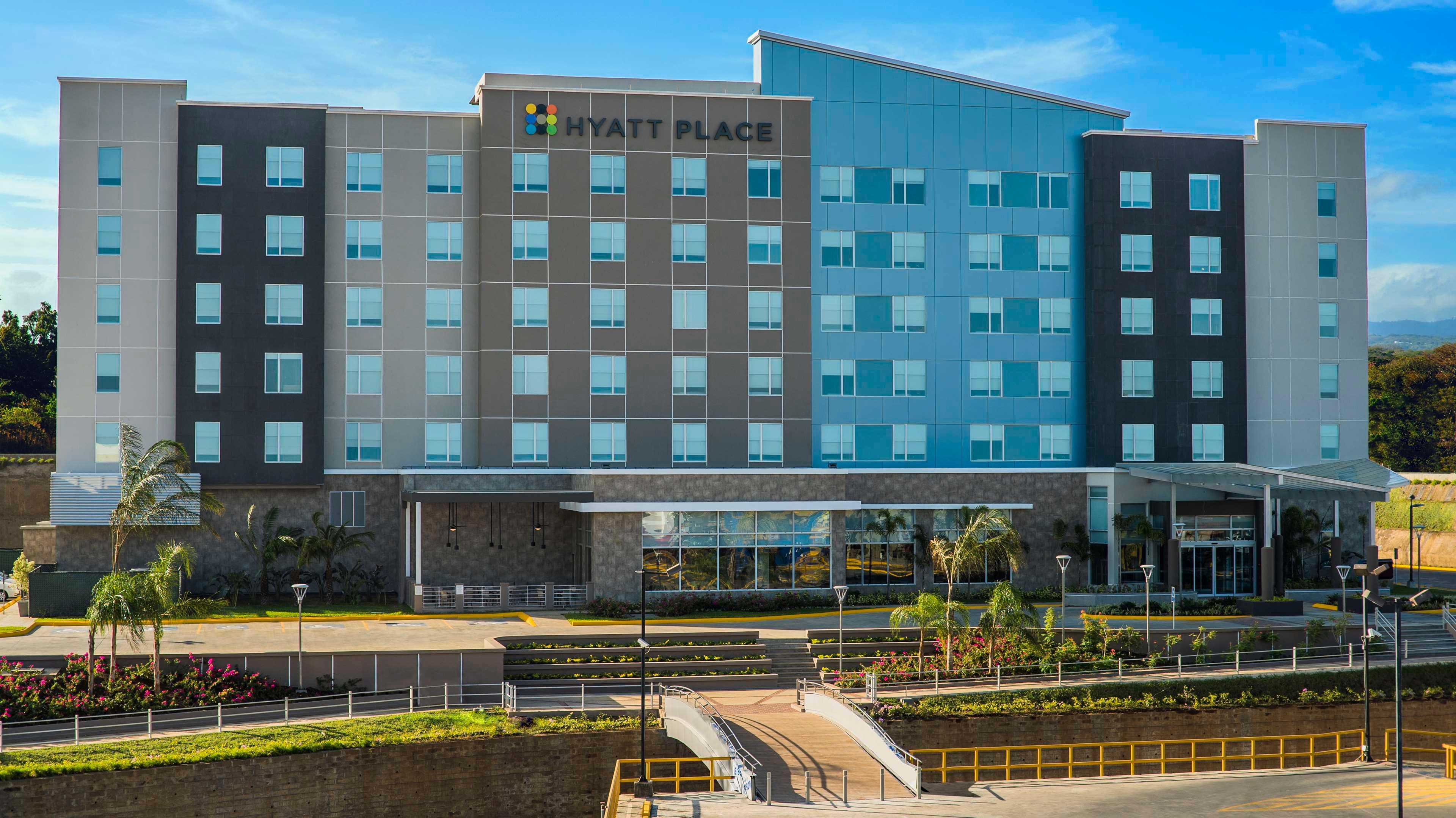 Vista Exterior Hyatt Place Managua