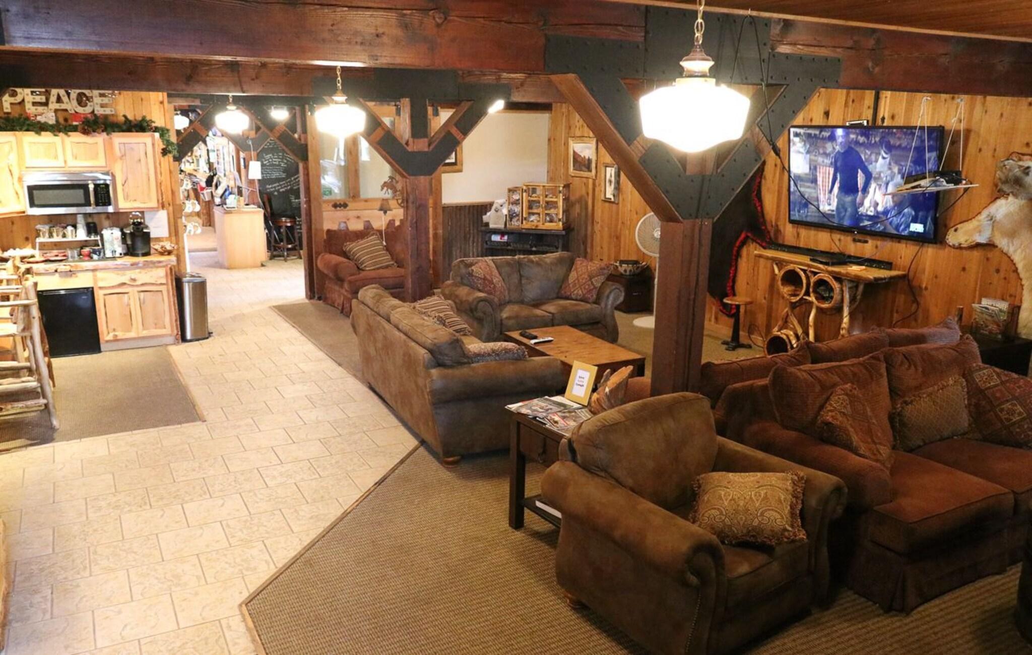 Vista Lobby Arrowhead Mountain Lodge