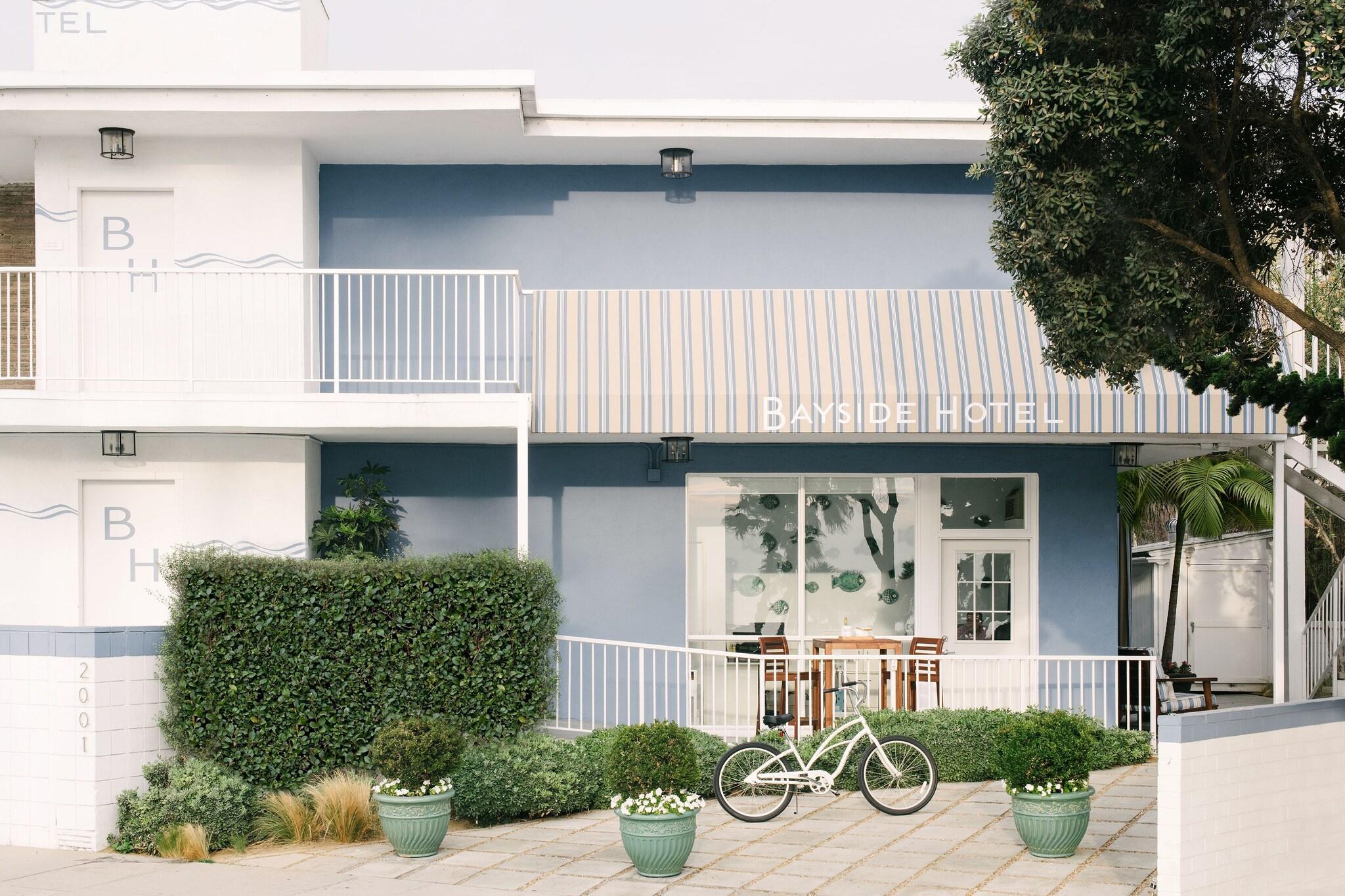 Vista Lobby Bayside Hotel