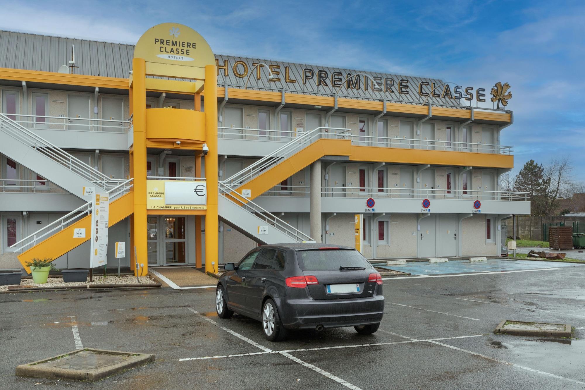 Vista Exterior Hotel Fleury Merogis